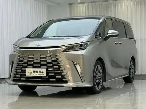 Lexus LM 2023 — фото 1