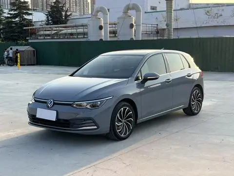 Volkswagen Golf 2021