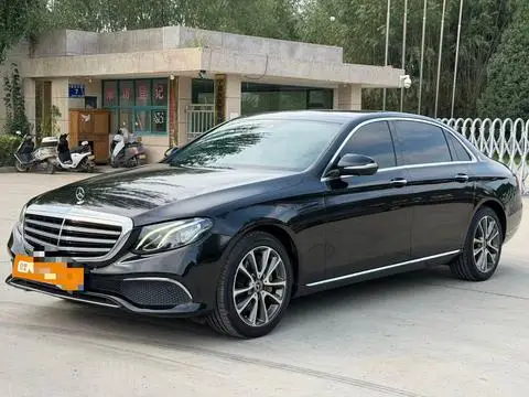 Mercedes-Benz E-Class 2017 — фото 1