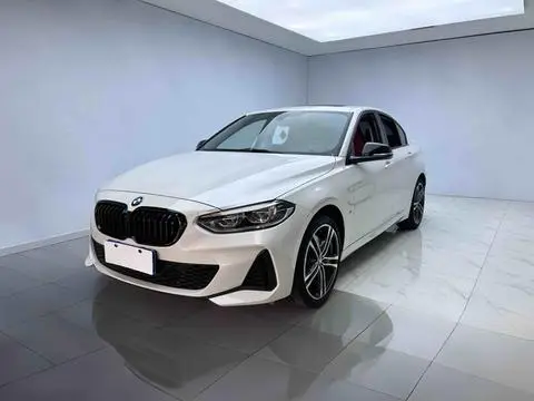 BMW 1 Series 2021