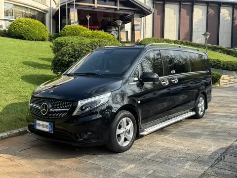 Mercedes-Benz 威霆 2018 — фото 1