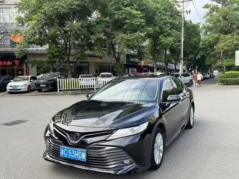 Toyota Camry 2019