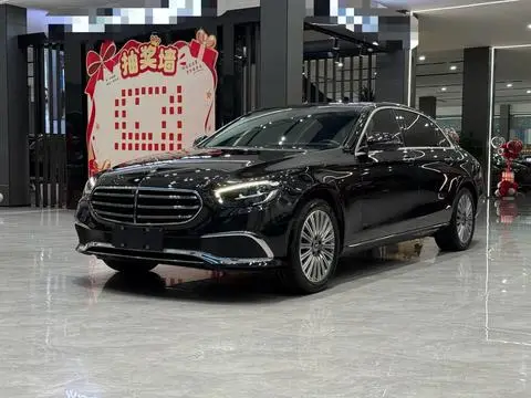 Mercedes-Benz E-Class 2022 — фото 1