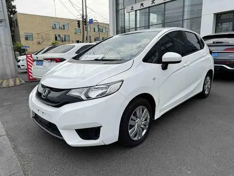 Honda Fit 2016 — фото 1