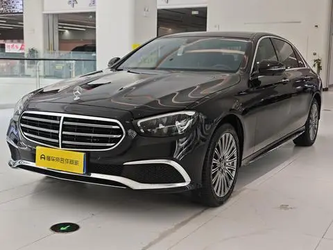 Mercedes-Benz E-Class 2022