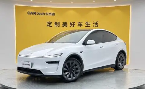 Tesla Model Y 2026 — фото 1