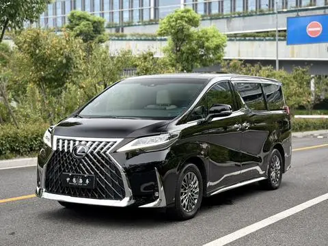 Lexus LM 2020