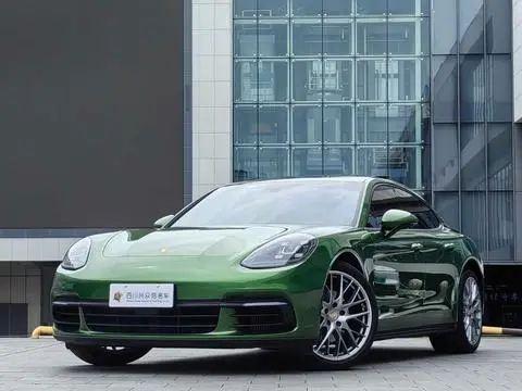 Porsche Panamera 2020 — фото 1
