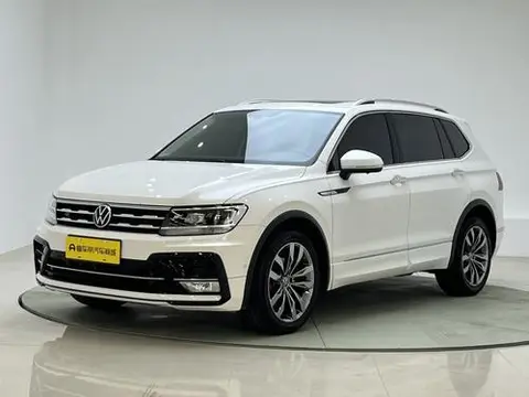 Volkswagen Tiguan L 2021 — фото 1