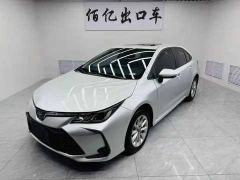 Toyota Corolla 2022 — фото 1