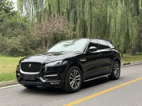Jaguar F-PACE 2016