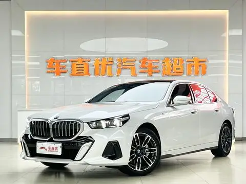 BMW 5 Series 2025