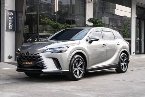Lexus RX 2025