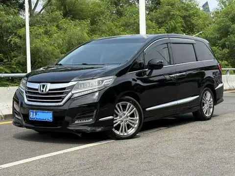Honda 艾力绅 2016