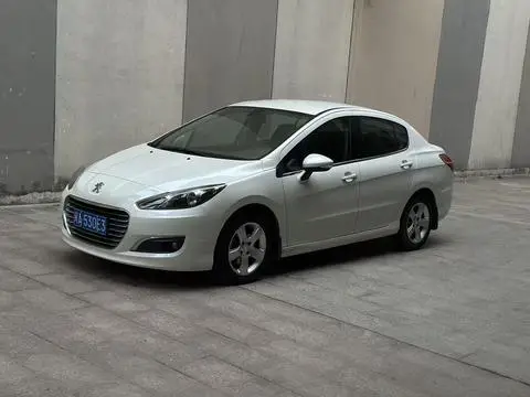 Peugeot 308 2014 — фото 1