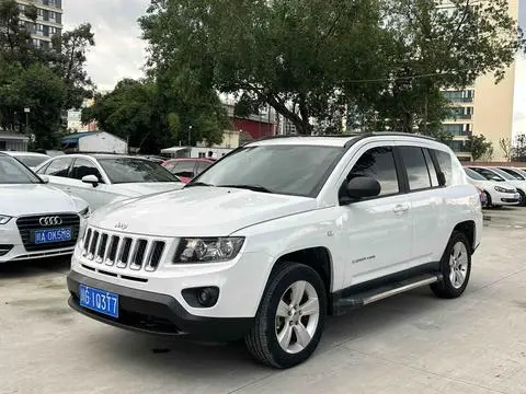 Jeep 指南者 2014