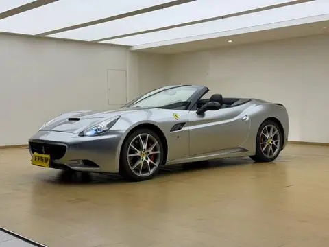 Ferrari California T 2012 — фото 1