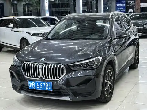 BMW X1 2021 — фото 1