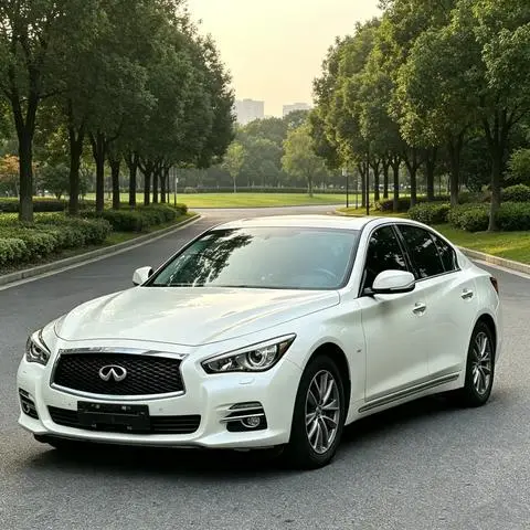 Infiniti Q50L 2015