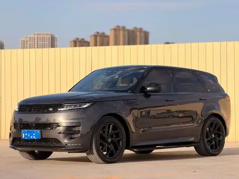 Land Rover 揽胜运动 2023 — фото 1