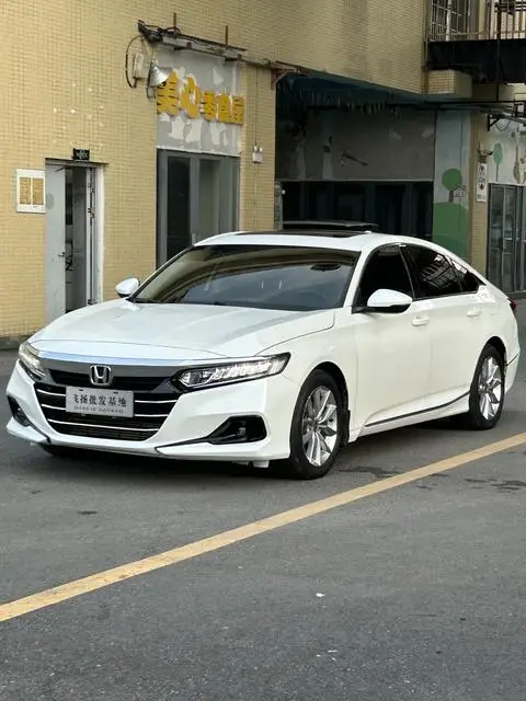 Honda Accord 2022 — фото 1
