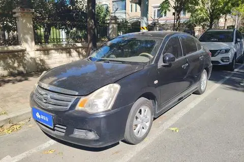 Nissan 轩逸 2012
