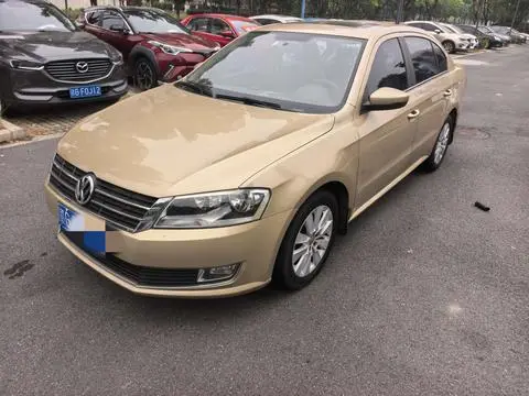 Volkswagen Lavida 2013