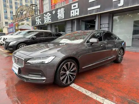 Volvo S90 2022