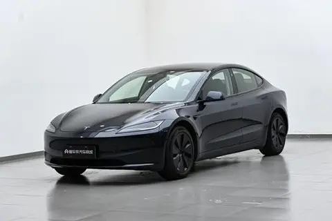 Tesla Model 3 2023 — фото 1