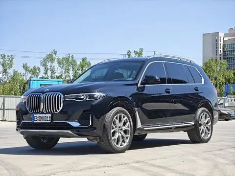 BMW X7 2021