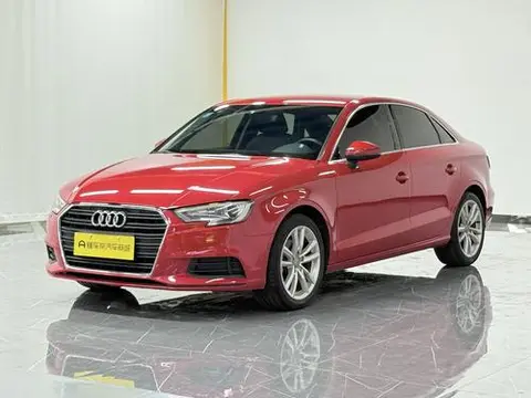 Audi A3 2017 — фото 1