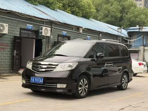 Honda 艾力绅 2012