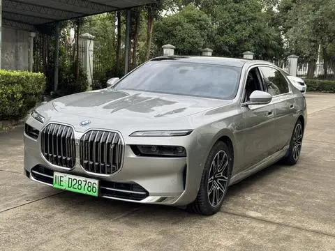 BMW i7 2023