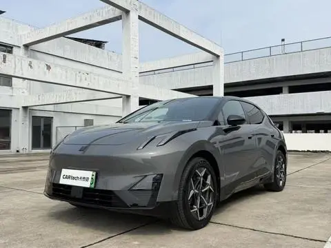 Lynk & Co Z20 2025