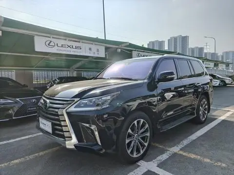 Lexus LX 2016