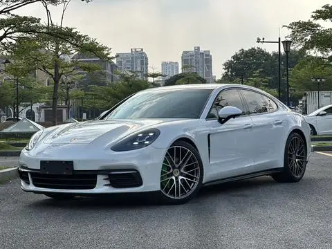 Porsche Panamera 2017