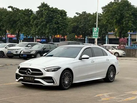 Mercedes-Benz C-Class 2024