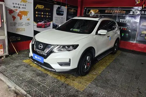 Nissan 奇骏 2025