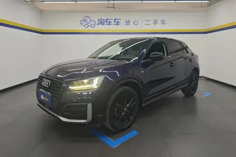 Audi Q2L 2018 — фото 1