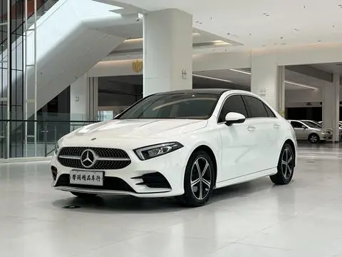 Mercedes-Benz A-Class 2022 — фото 1