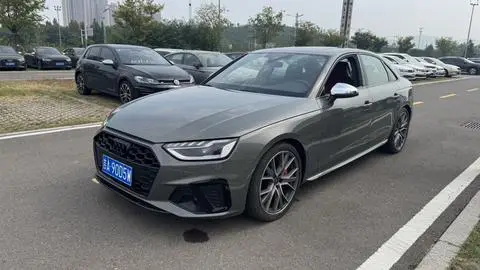 Audi S4 2023