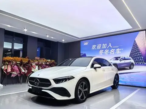 Mercedes-Benz A-Class 2023 — фото 1