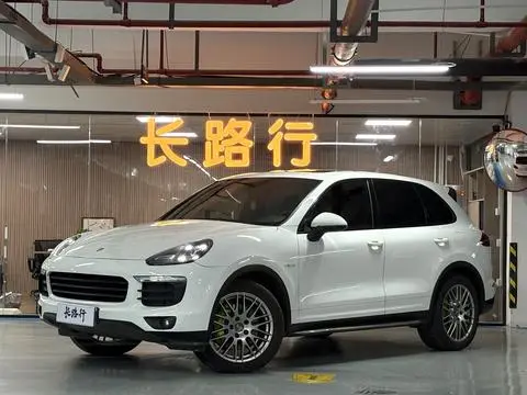 Porsche Cayenne E-Hybrid 2015