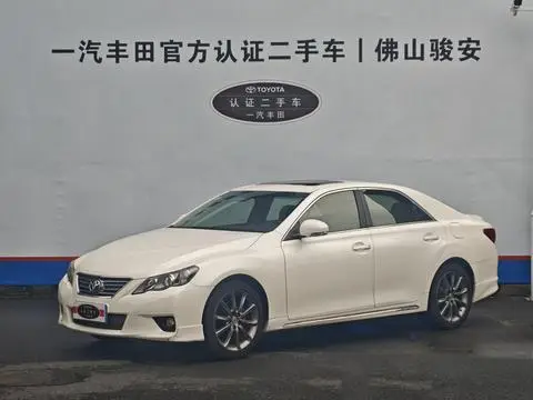 Toyota Reiz 2012