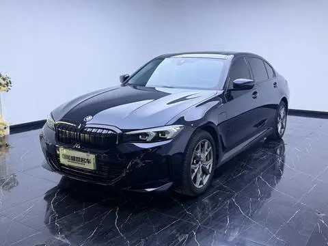 BMW i3 2023