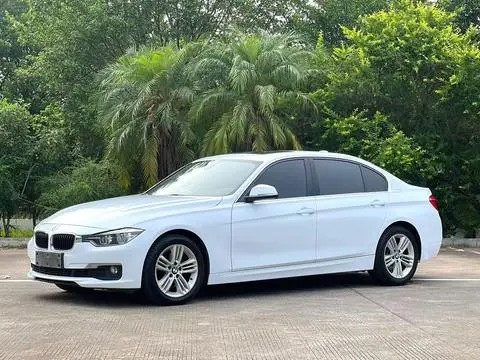 BMW 3 Series 2017 — фото 1