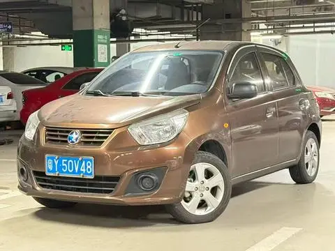 Venucia R30 2014