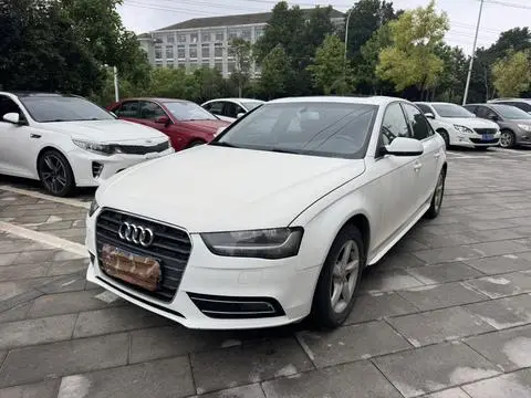 Audi A4L 2015