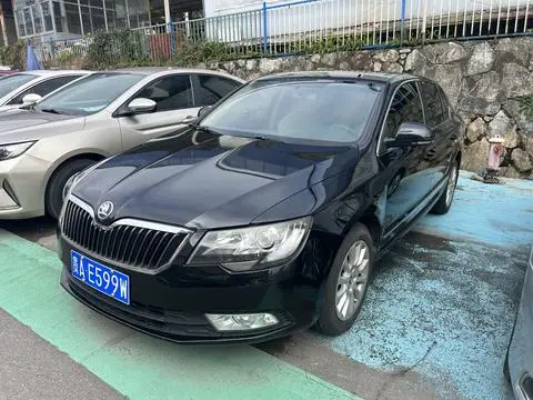 Skoda Superb 2013