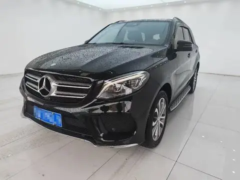 Mercedes-Benz GLE 2017 — фото 1